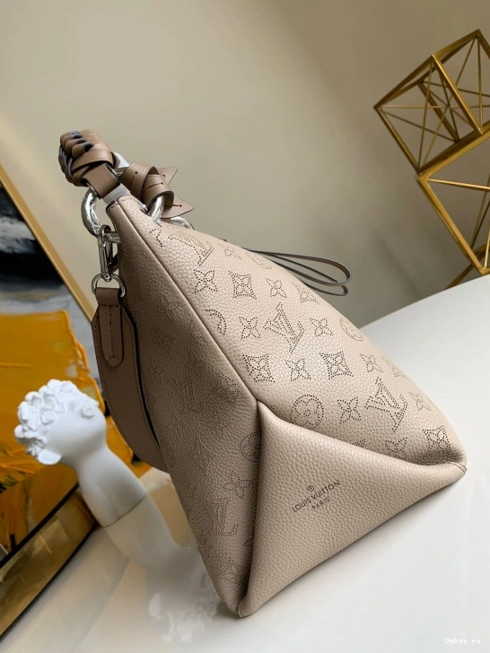 LOUIS VUITTON HOBO BEAUBOURG MM 0813